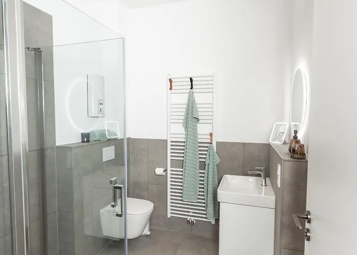 Weingut Dr Hermann I *