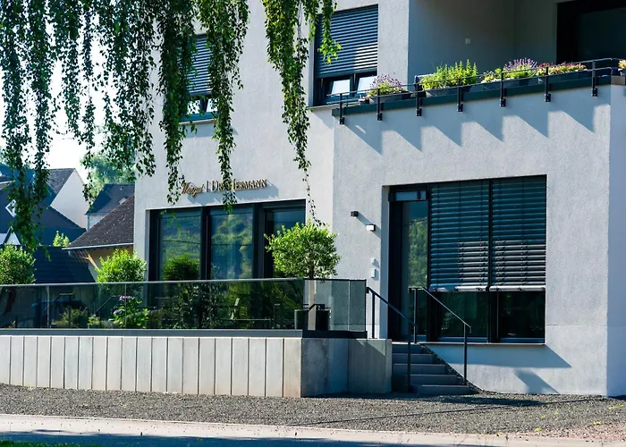 Weingut Dr Hermann I * Erden